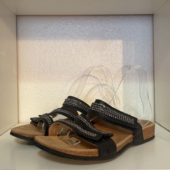 Vionic Afton Black Leather Rhinestones Adjustable Straps ComfortSlip On Sandals - Picture 6 of 11